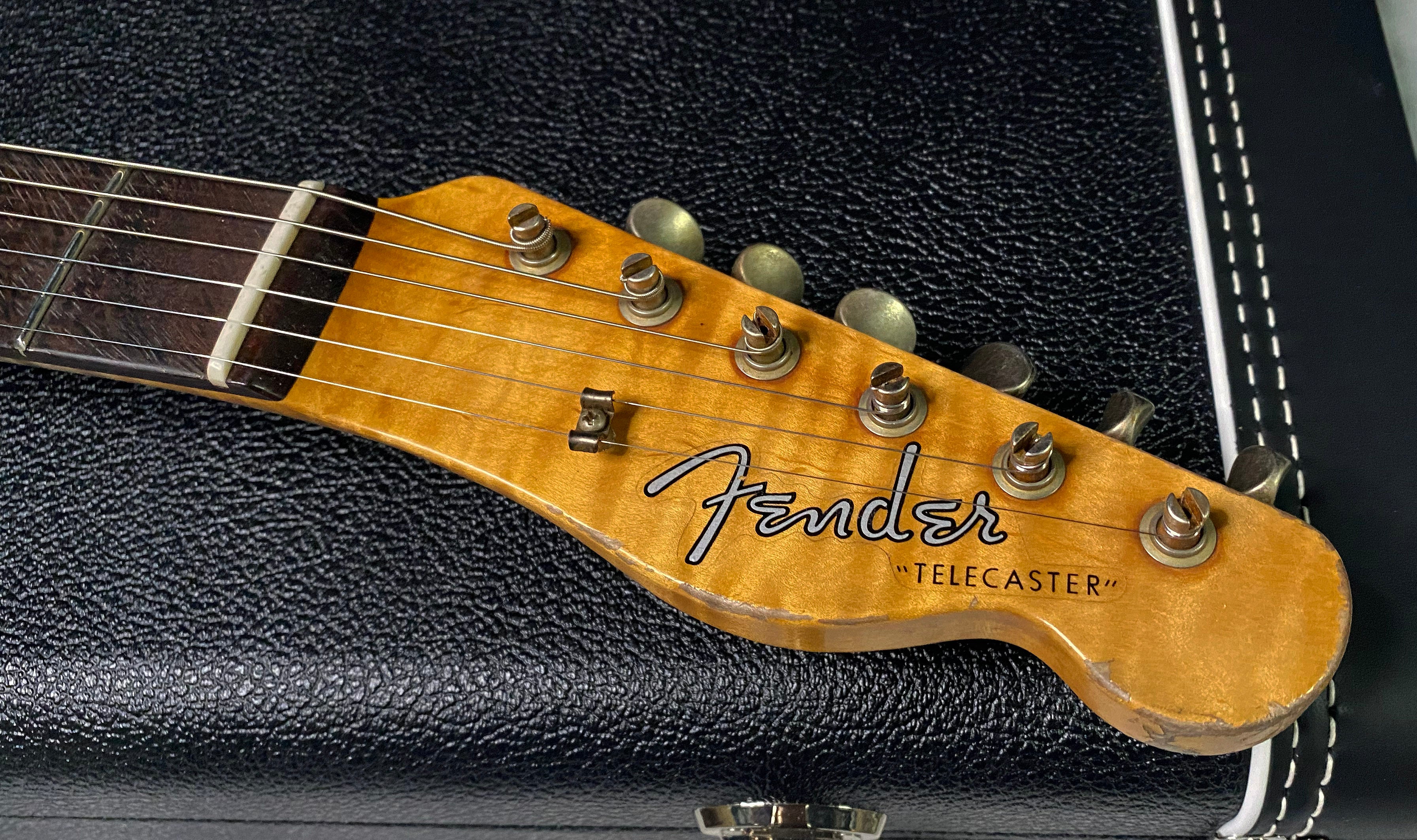 NEW ! Fender '60 Telecaster - Masterbuilt Yuri Shiskov - Brazilian Fretboard - Blue Sparkle - 7.5lbs - Authorized Dealer - G07470