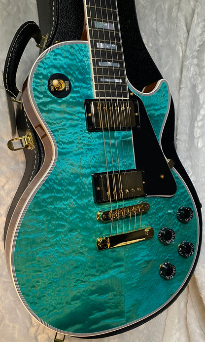 NEW! Gibson Dealer Select Custom Shop Les Paul Custom AAA Quilt Top - Aqua Blue - Authorized Dealer - WOW! 8.9 lbs - G06011
