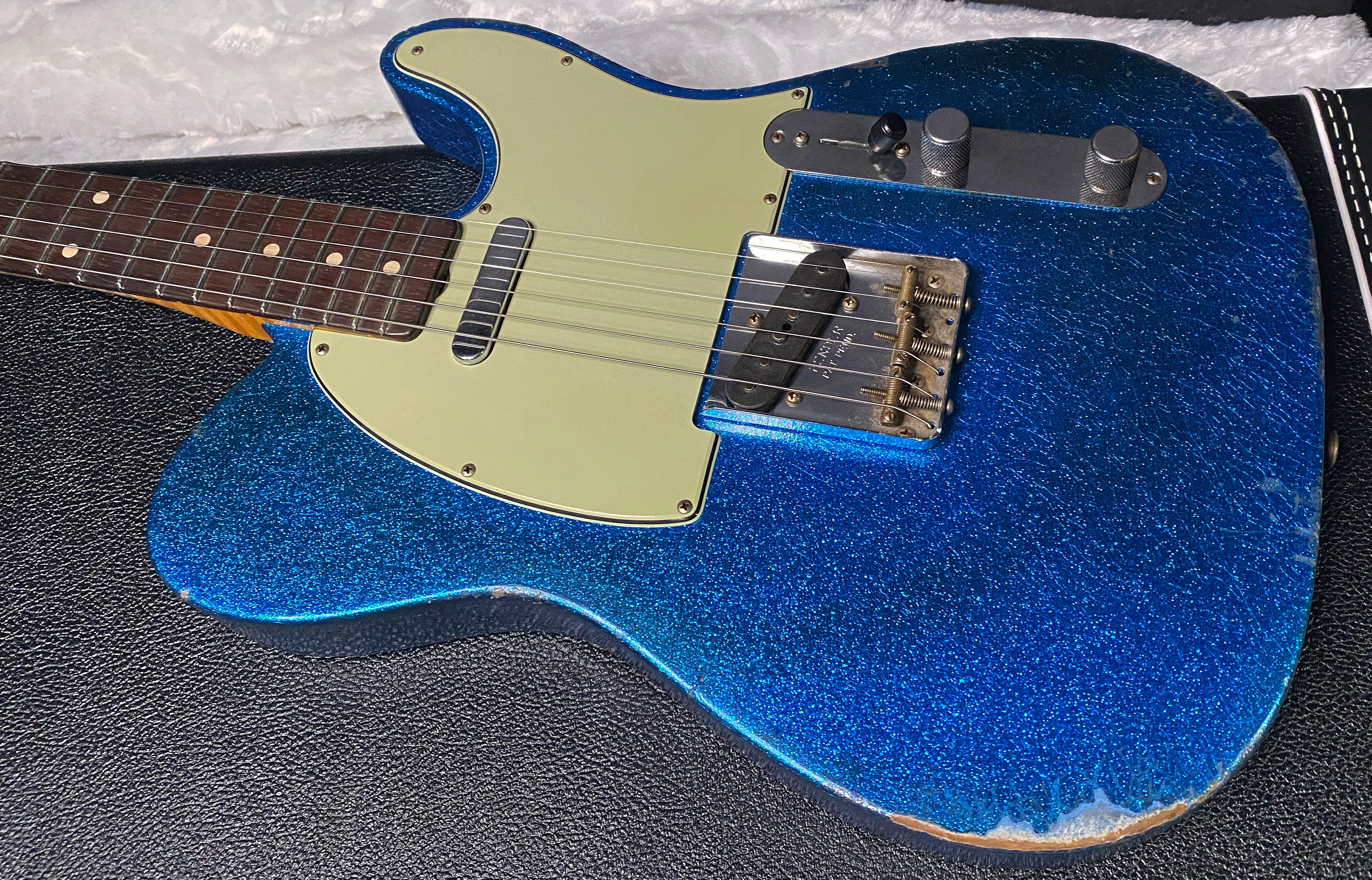 NEW ! Fender '60 Telecaster - Masterbuilt Yuri Shiskov - Brazilian Fretboard - Blue Sparkle - 7.5lbs - Authorized Dealer - G07470