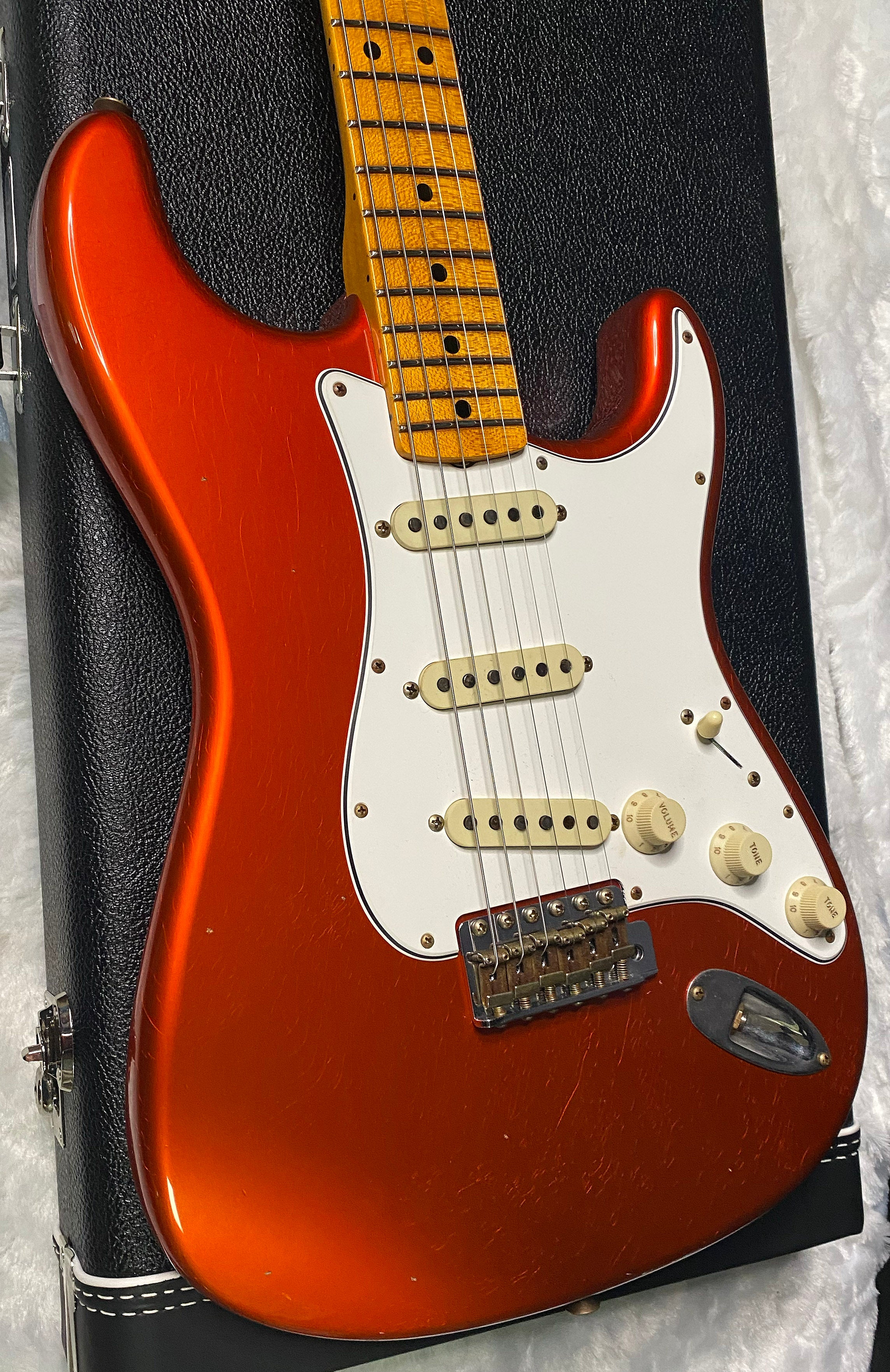 NEW! Fender Custom Shop Special Run '69 Stratocaster Journeyman Relic - Handwound P/U's - Aged Candy Tangerine - Reverse Headstock - 8lbs - Authorized Dealer - SUPER RARE! G07475