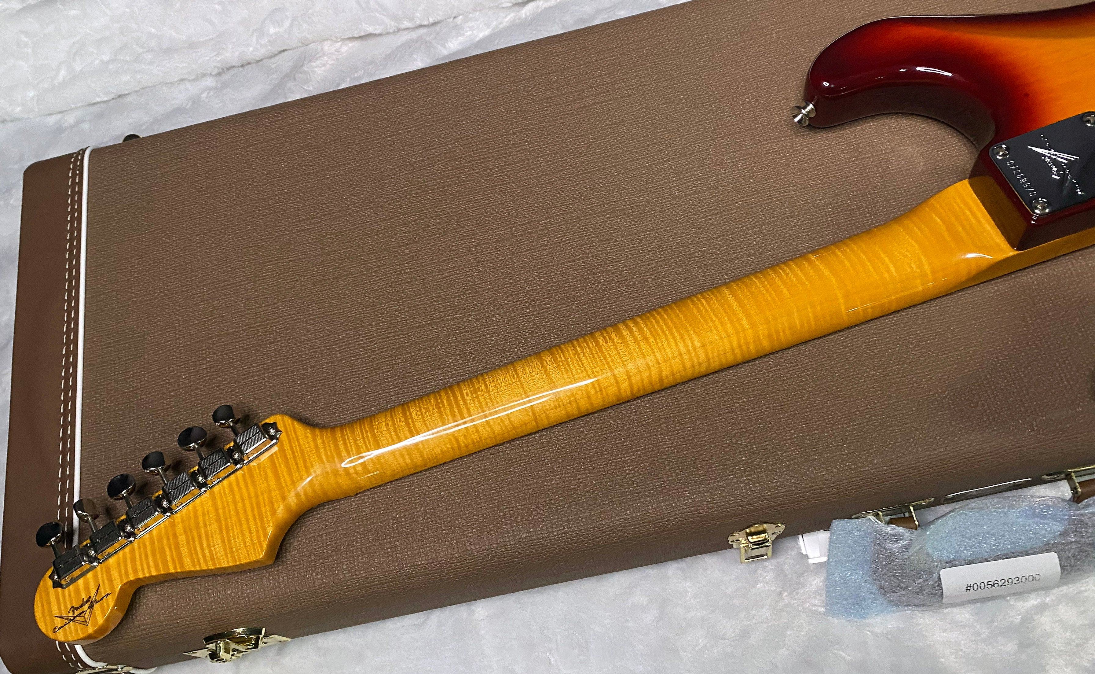 NEW ! Fender Custom Shop ' 62 Stratocaster Bizarre Guitar Exclusive Flamethrower - NOS - Super Limited Edition - Aged Cherry Sunburst - Ash - AAAA Flamed Maple Neck - Authorized Dealer - ONLY 7.1 lbs! - G07479