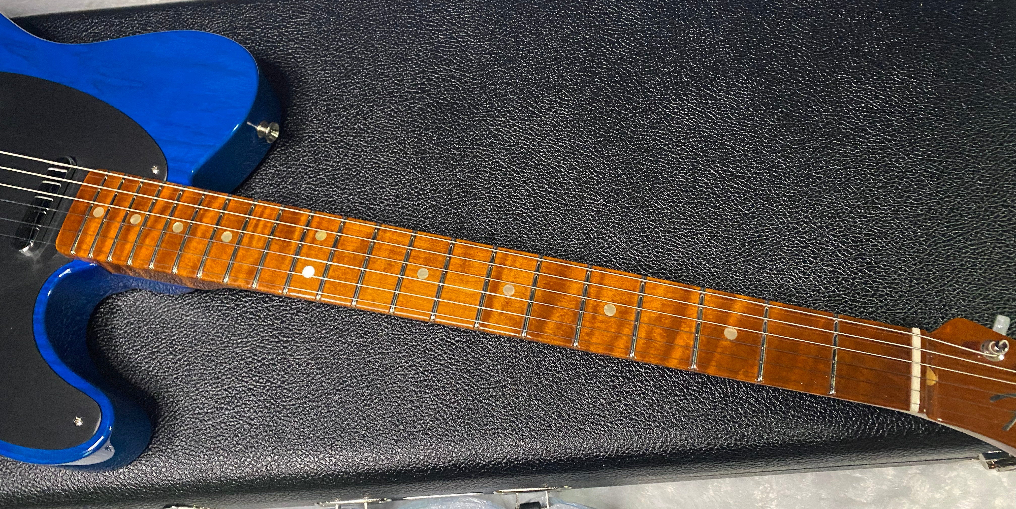 NEW ! Fender American Custom Telecaster NOS - 1-Piece Roasted AAA Flame Maple Neck Fingerboard - Sapphire Blue Transparent - Authorized Dealer - 7.4 lbs - G07467