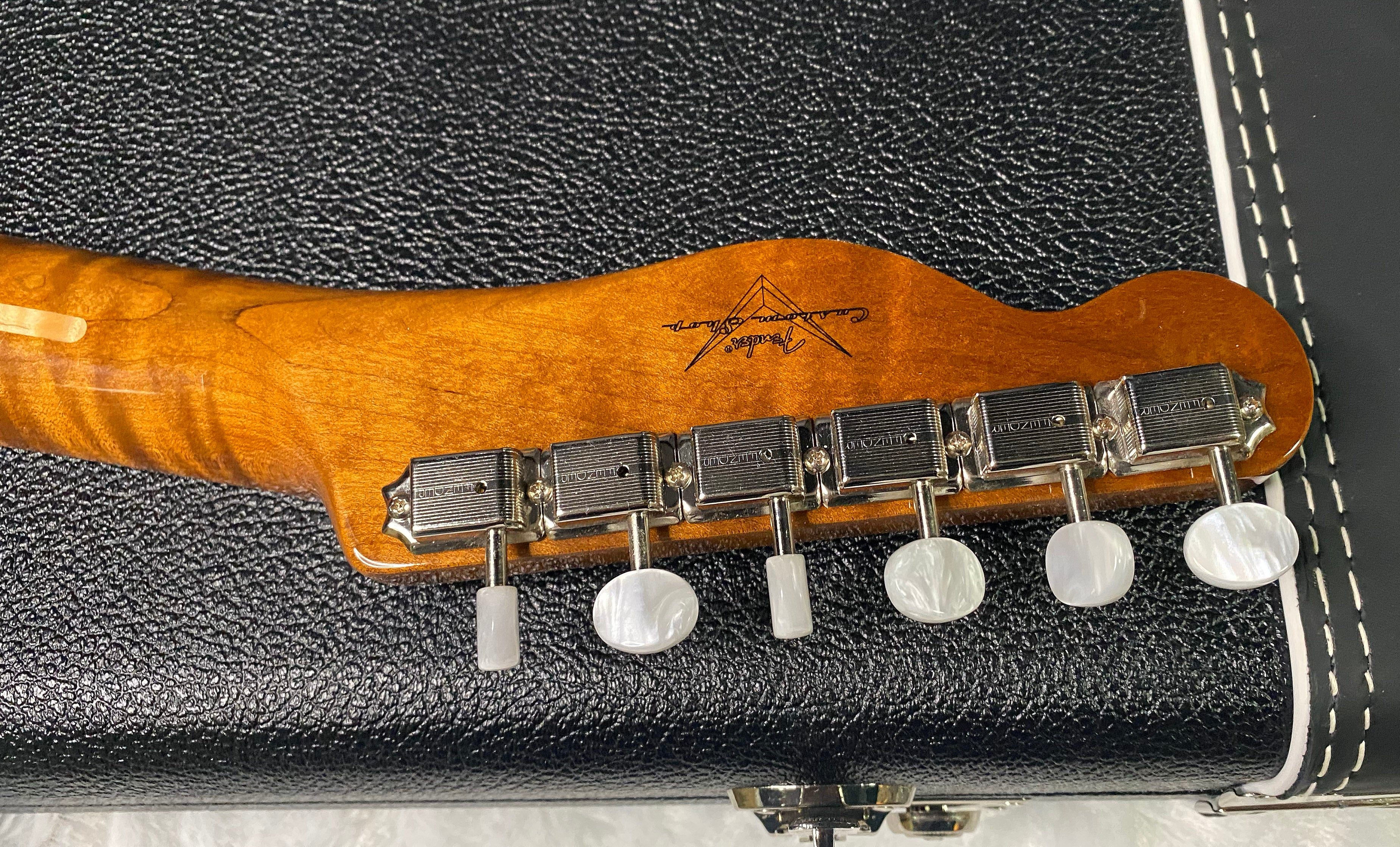 NEW ! Fender American Custom Telecaster NOS - 1-Piece Roasted AAA Flame Maple Neck Fingerboard - Sapphire Blue Transparent - Authorized Dealer - 7.4 lbs - G07467