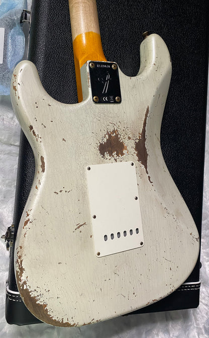 NEW! Fender Custom Shop Special Run '69 Stratocaster Heavy Relic - Handwound P/U's - Aged Frost White Pearl - Reverse Headstock - 8.2lbs - Authorized Dealer - SUPER RARE! G07468