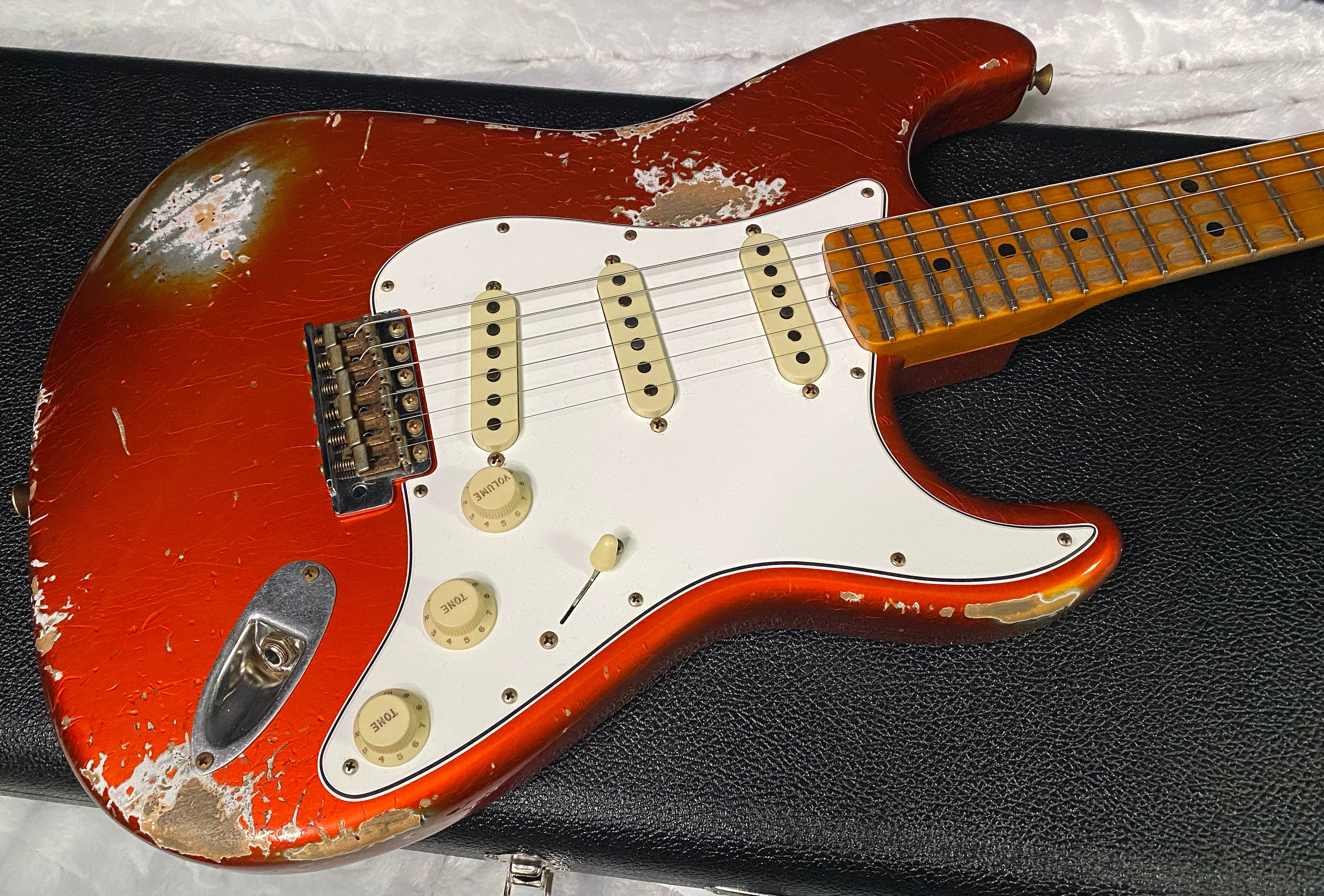 NEW! Fender Custom Shop Special Run '69 Stratocaster Heavy Relic - Handwound P/U's - Aged Candy Tangerine - Reverse Headstock - 8lbs - Authorized Dealer - SUPER RARE! G07474