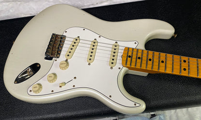 NEW! Fender Custom Shop Special Run '69 Stratocaster Journeyman Relic - Handwound P/U's - Aged Frost White Pearl - Reverse Headstock - 8lbs - Authorized Dealer - SUPER RARE! G07472