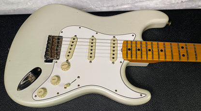 NEW! Fender Custom Shop Special Run '69 Stratocaster Journeyman Relic - Handwound P/U's - Aged Frost White Pearl - Reverse Headstock - 8lbs - Authorized Dealer - SUPER RARE! G07472