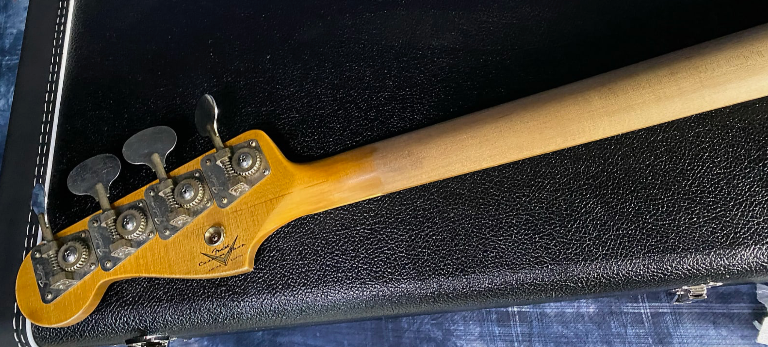 NEW ! Fender Custom Shop Limited Edition Custom Jazz Bass Heavy Relic - Aged Black - Authorized Dealer - G02846 - 9.5lbs