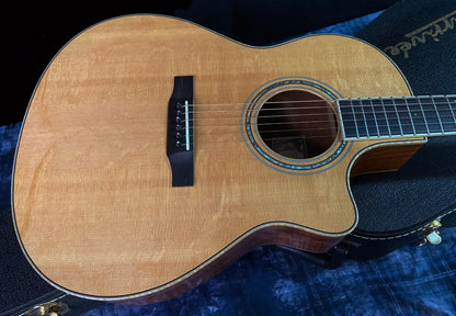 NEW Old Stock! 2005 Larrivee LV-09 SE Museum Quality Koa & Bear Claw Spruce Top - Authorized Dealer - From Our Vault - SUPER RARE! Serial # 53283