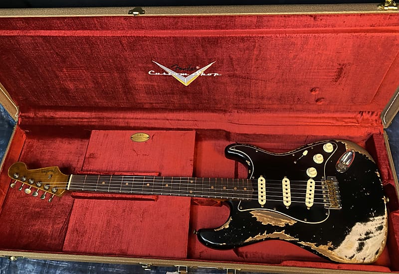 NEW ! 2024 Fender Custom Shop Limited-Edition Poblano Stratocaster - Aged Black - Super Heavy Relic - 7.3 lbs - Authorized Dealer - G03962