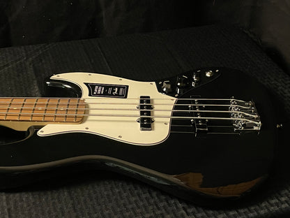 MINT!! Fender Player Jazz Bass with Pau Ferro Fretboard Black Authorized Dealer SAVE BIG!!