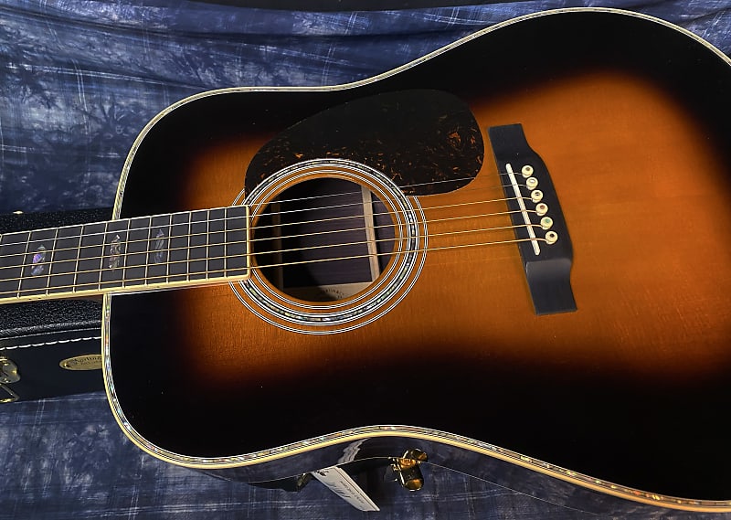 NEW ! 2024 Martin D-41 Acoustic Guitar - Sunburst - 4.7lbs - Authorized Dealer - Full Warranty - G03749