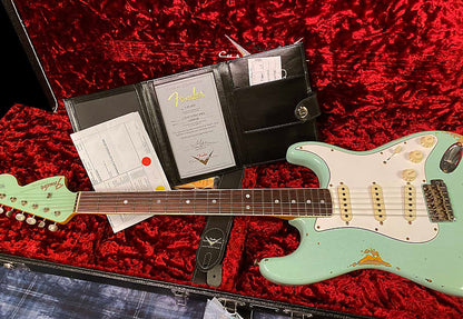 NEW! 2023 Fender Custom Shop 67 Heavy Relic Stratocaster - Handwound PU's - Authorized Dealer - Surf Green Over Aged 3-Tone Sunburst - 7.9 lbs - Matching Peg-Head