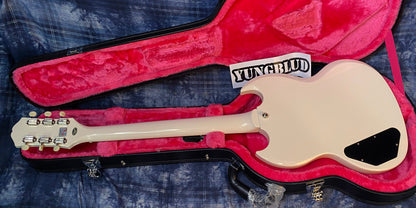 NEW ! 2024 EPIPHONE YUNGBLUD SG JUNIOR - CLASSIC WHITE - In-Stock! Authorized Dealer - 6.6lbs - G03357