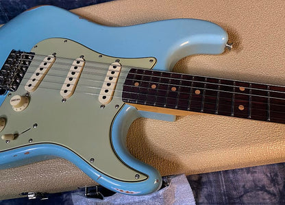 NEW ! 2024 Fender Custom Shop Late-1962 Stratocaster Relic Electric Guitar with Closet Classic Hardware - Aged Daphne Blue - 7.8lbs - Authorized Dealer - G04096