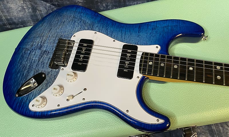 MINTY ! 2021 Fender Limited American Ultra Strat HSS - Denim Burst - GC Limited Edition - 8lbs - Lollar Upgraded P90 Pick-Ups