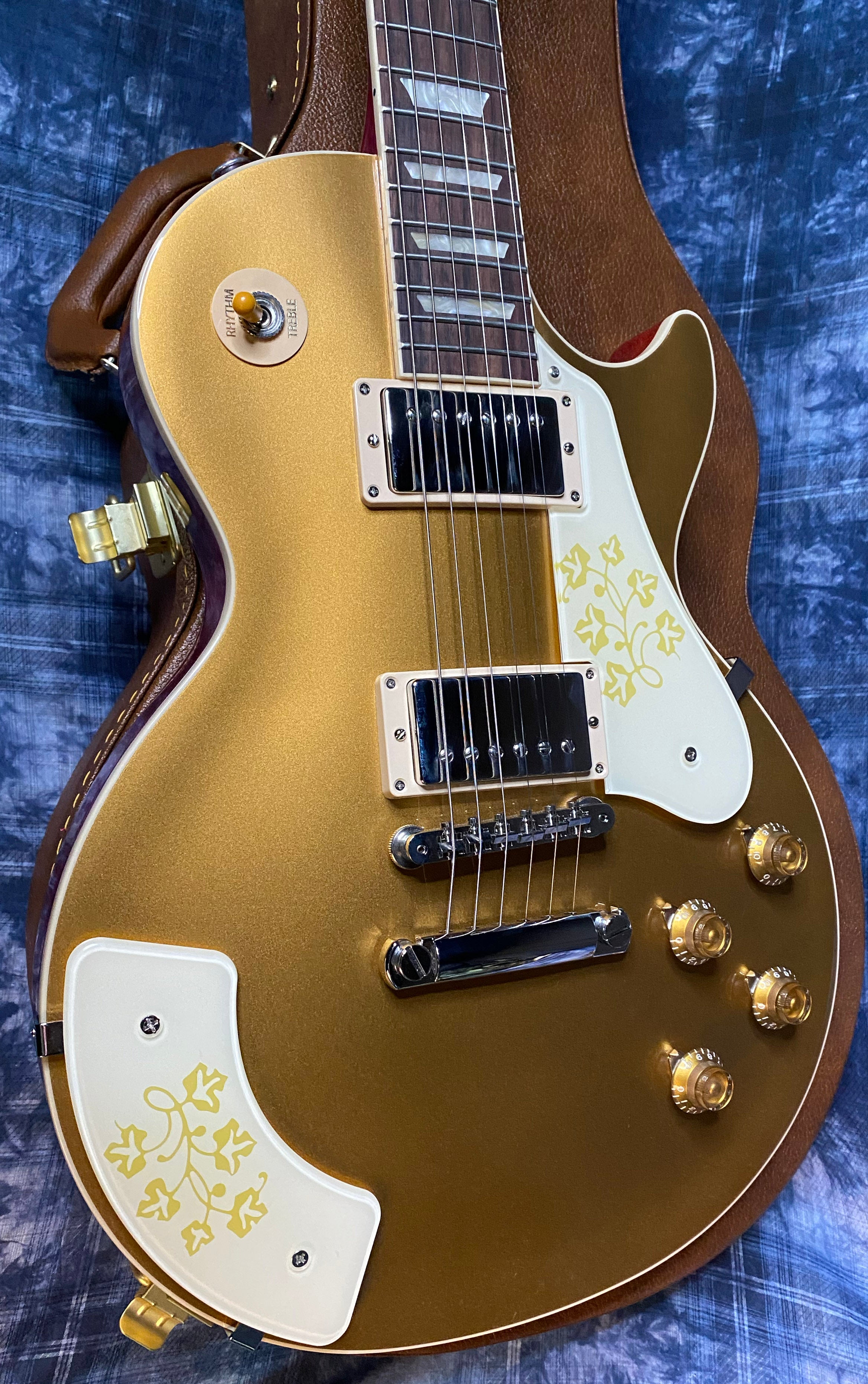 NEW ! 2024 Gibson Mary Ford Les Paul Standard- Gold Top Cherry Back - Authorized Dealer - 9.2lbs - G04166