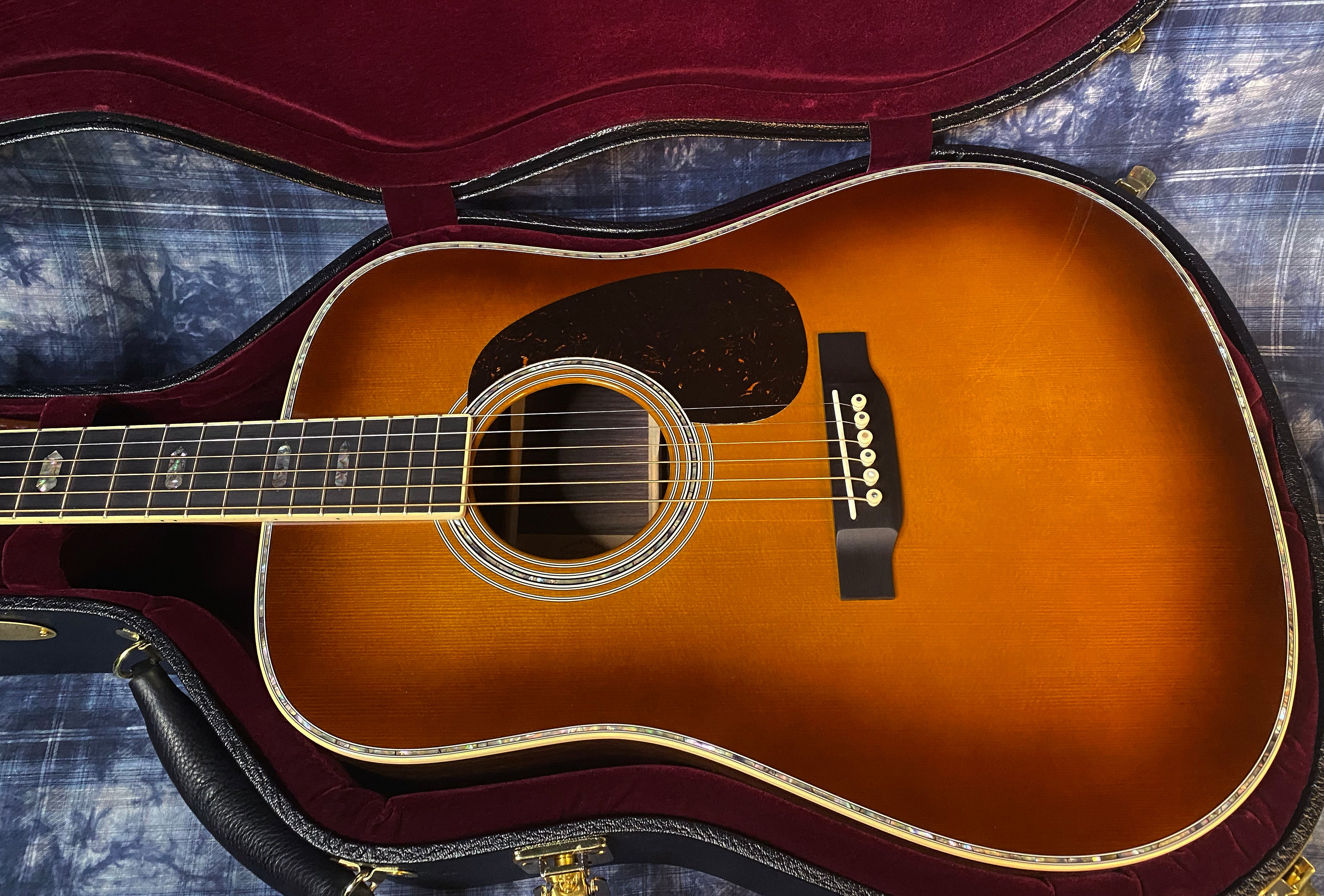 NEW ! 2024 Martin D-41 Acoustic Guitar - Ambertone Finish - Authorized Dealer - Warranty - In-Stock! 4.65 lbs - G03560