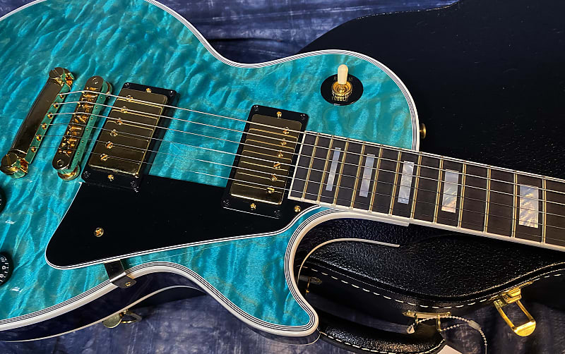 BRAND NEW! 2024 Gibson Dealer Select Custom Shop Les Paul Custom AAAAA Quilt - Aqua Blue - Authorized Dealer - WOW! Only 9.3 lbs - G03946