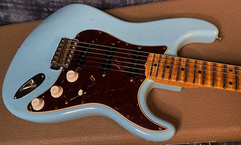 NEW ! 2024 Fender Custom Shop ' 62 Stratocaster Bizarre Guitar Exclusive Flamethrower - Journeyman Relic - Super Limited Edition - Daphne Blue - AAA Flamed Maple Neck - Authorized Dealer - 7.6lbs - G03618