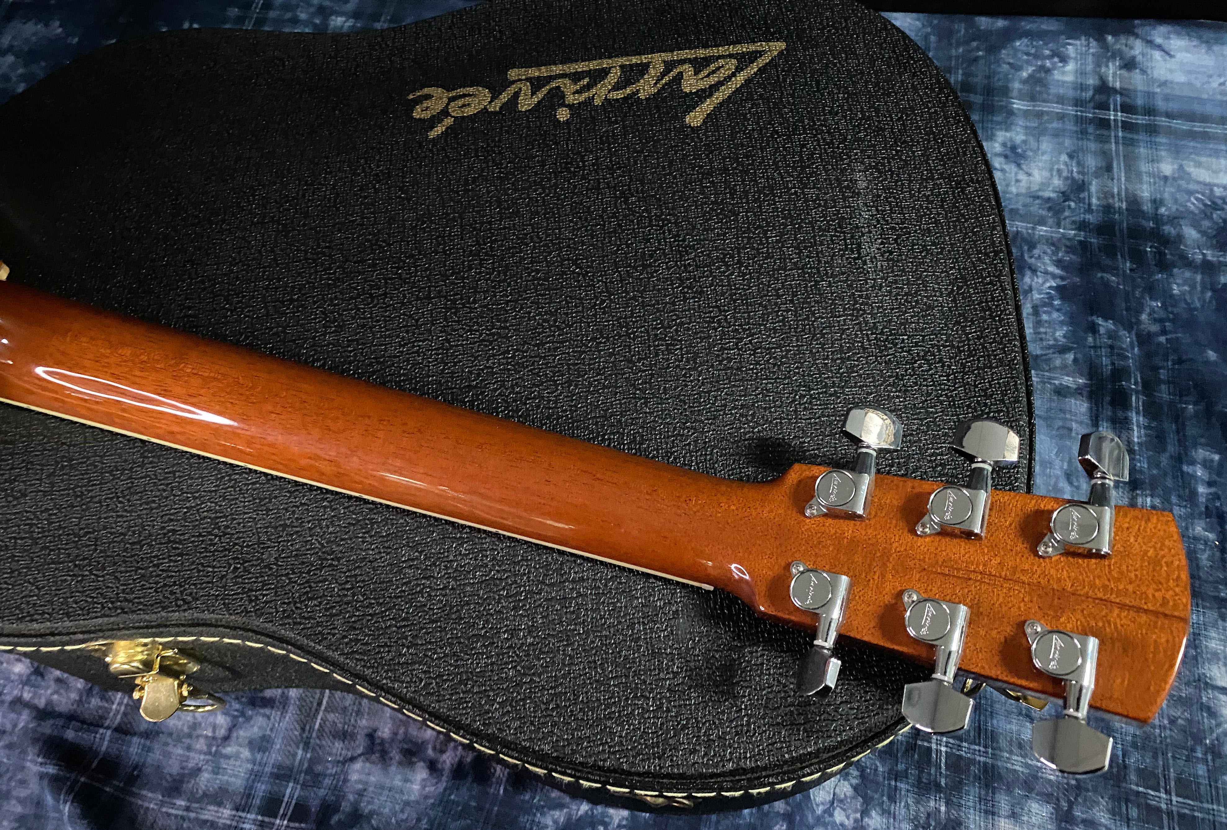 NEW Old Stock! 2005 Larrivee LV-09 SE Museum Quality Koa & Bear Claw Spruce Top - Authorized Dealer - From Our Vault - SUPER RARE! Serial # 53283