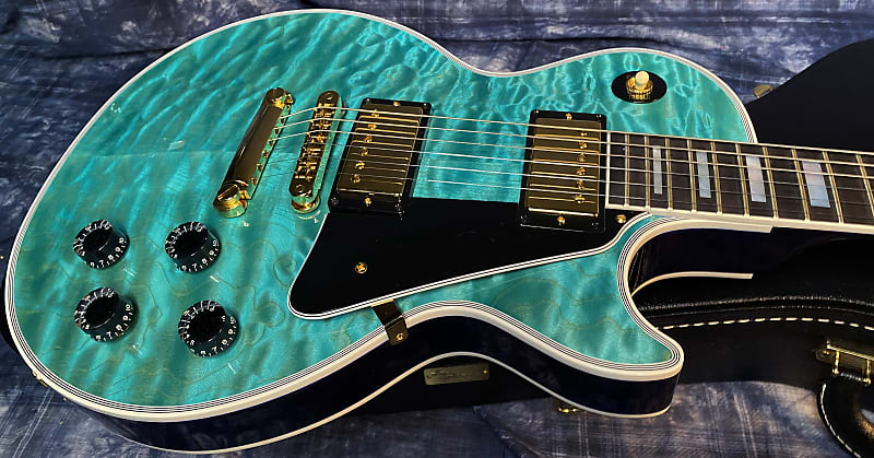 BRAND NEW! 2024 Gibson Dealer Select Custom Shop Les Paul Custom AAAAA Quilt - Aqua Blue - Authorized Dealer - WOW! 10.1 lbs - G03944