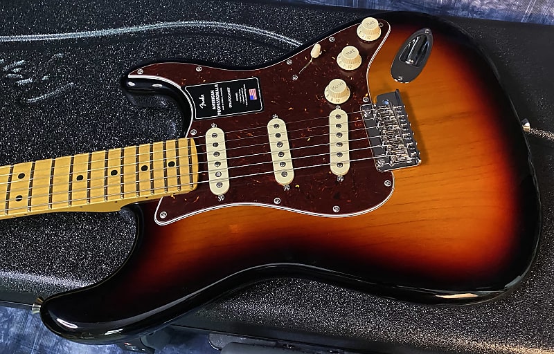 NEW! 2024 Fender American Professional Stratocaster II - Sunburst - Authorized Dealer - In-Stock! 7.5 lbs - G04082