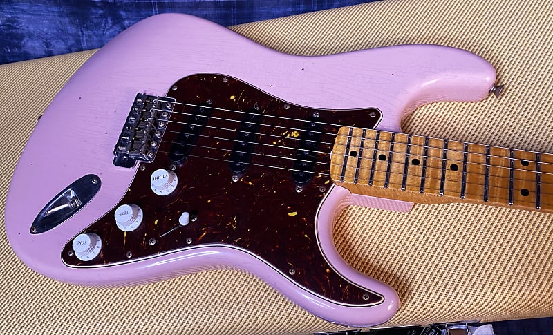 NEW ! 2024 Fender Custom Shop ' 62 Stratocaster Bizarre Guitar Exclusive Flamethrower - Journeyman Relic - Super Limited Edition - Shell Pink - AAA Flamed Maple Neck - Authorized Dealer - G03641