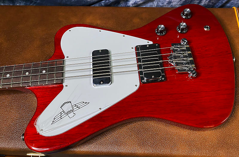 NEW! 2024 Gibson Non-Reverse Thunderbird - Vintage Cherry Finish - 8.3 lbs- Authorized Dealer! In Stock - G03791