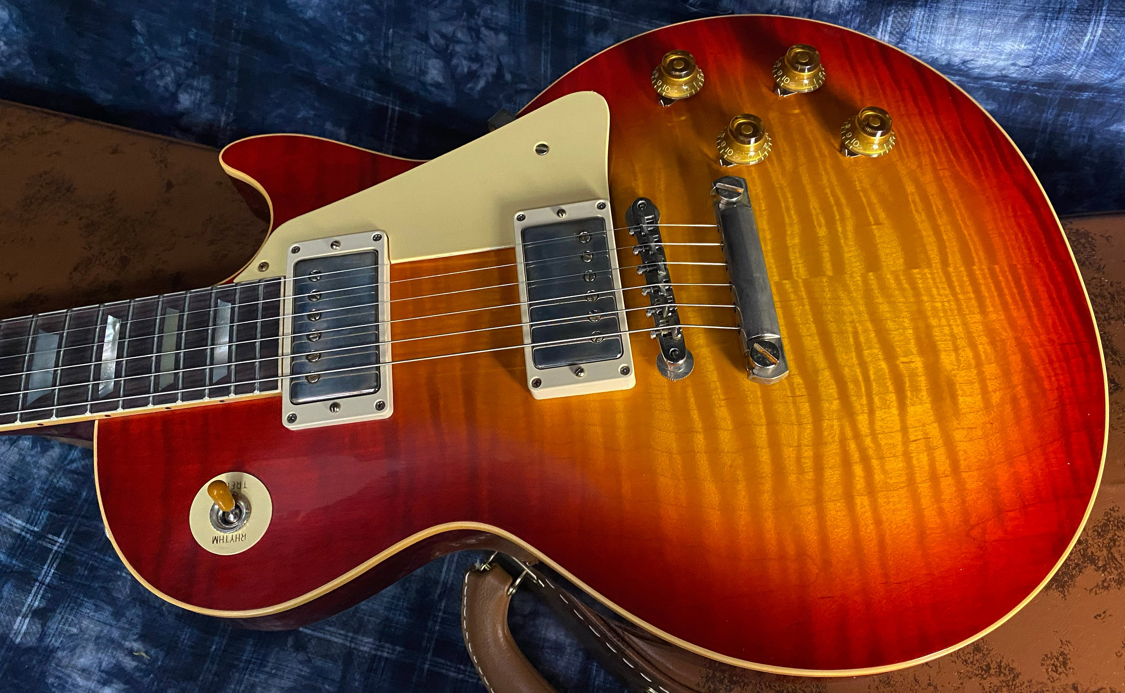 NEW ! 2024 Gibson Custom Shop 1959 Les Paul Factory Burst - Authorized Dealer - Hand Picked Top - VOS - 8.7lbs - G02985