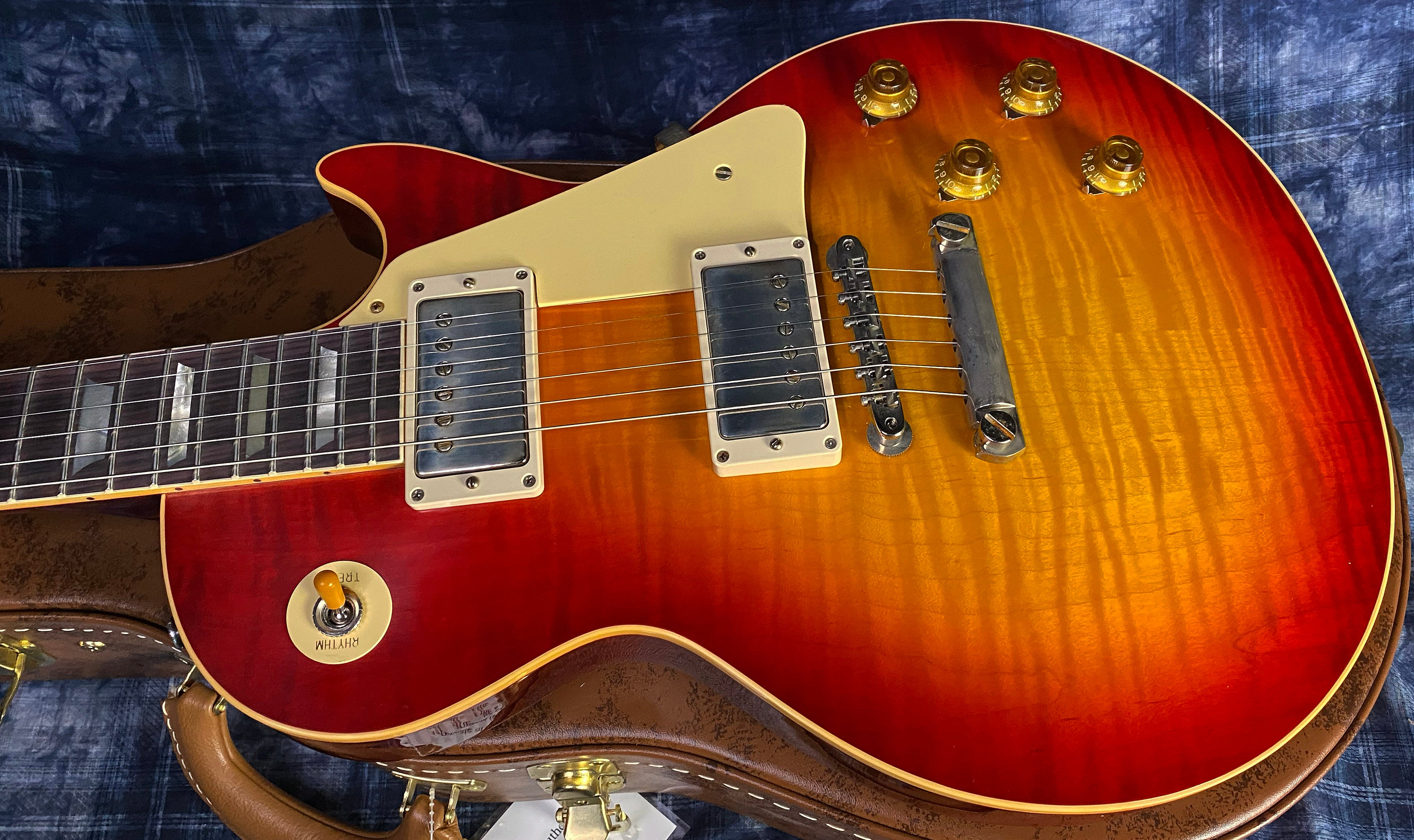 NEW ! 2024 Gibson Custom Shop 1959 Les Paul Factory Burst - Authorized Dealer - Hand Picked Top - VOS - 8.7lbs - G02985