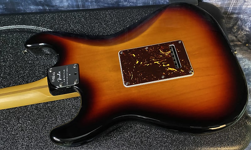 NEW! 2024 Fender American Professional Stratocaster II - Sunburst - Authorized Dealer - In-Stock! 7.5 lbs - G04082