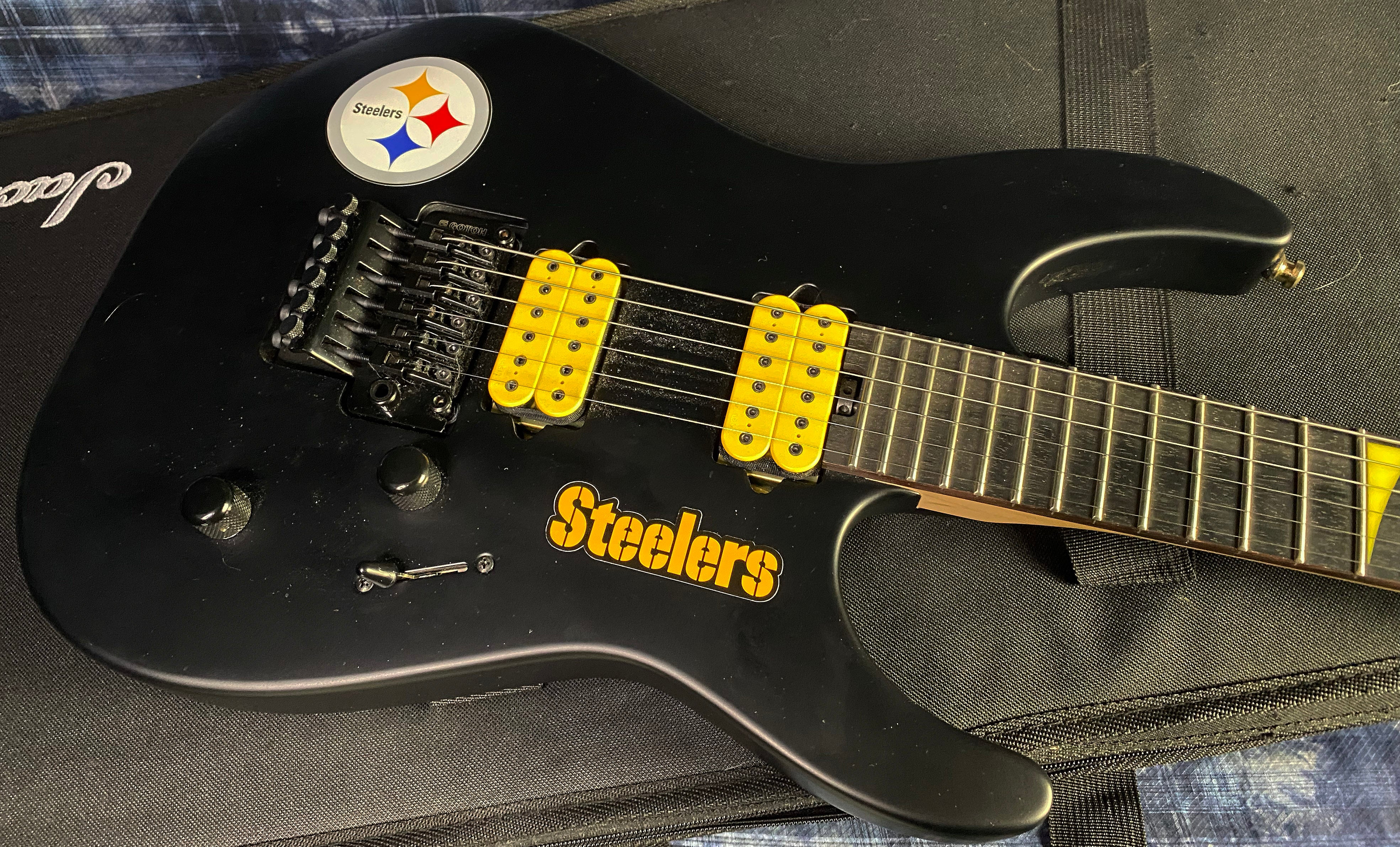 Jackson MJ Series Dinky DKR MAH Ebony Board - Authorized Dealer - Made in Japan! Pittsburgh Steelers Stickers - WOW!