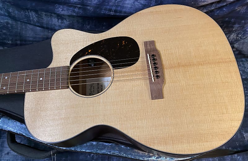 NEW ! 2024 Martin OMC-10E Special Acoustic-Electric Guitar - Natural - Authorized Dealer - 4.25lbs - G03899