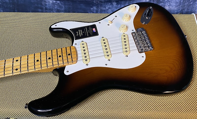 NEW! 2024 Fender American Vintage II 1957 Stratocaster - Sunburst - Authorized Dealer - 8.1lbs - G04289