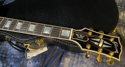 NEW! 2024 Gibson Dealer Select Custom Ordered Custom Shop Les Paul Custom - Large Flake Gold Sparkle - Authorized Dealer - 10.1 lbs - G03331