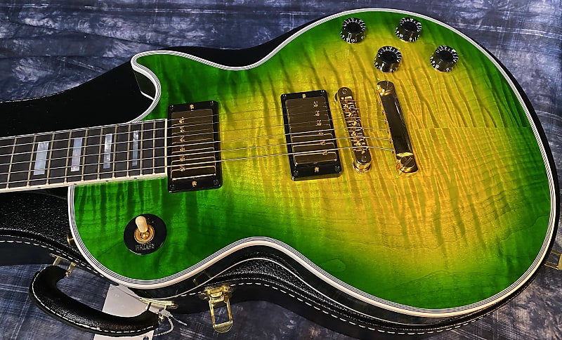 NEW! Gibson Custom Shop Les Paul Custom - Dealer Select - Authorized Dealer - Iguana Burst Quilt / Flame Top - Super RARE! 9.75 lbs - G03952