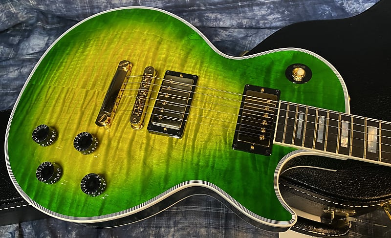 NEW! Gibson Custom Shop Les Paul Custom - Dealer Select - Authorized Dealer - Iguana Burst Quilt / Flame Top - Super RARE! 9.75 lbs - G03952