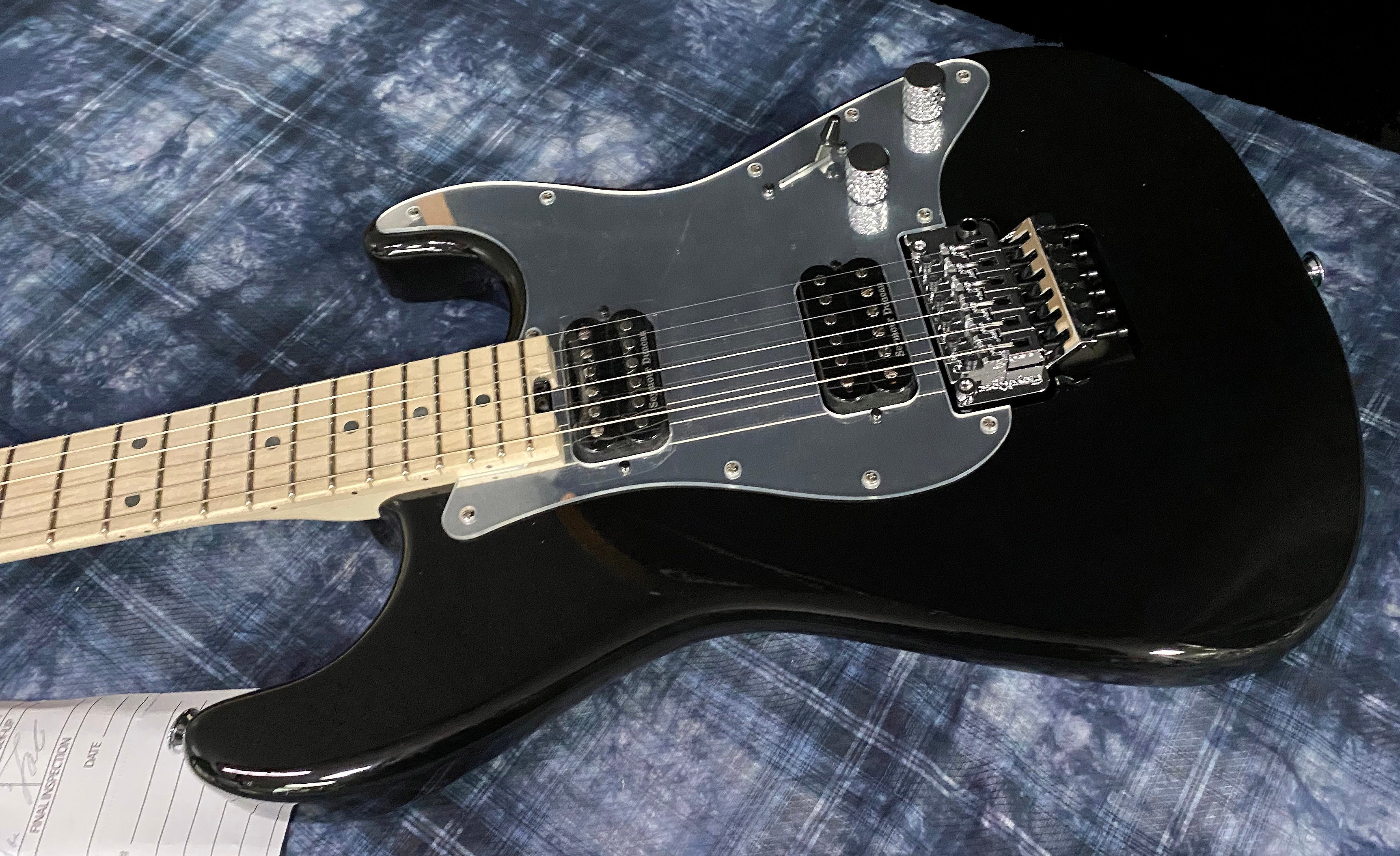 2023 Charvel Pro-Mod So-Cal Style 1 HH FR - Floyd Rose - Gloss Black Mirrored Pick-Guard - Authorized Dealer - SAVE!