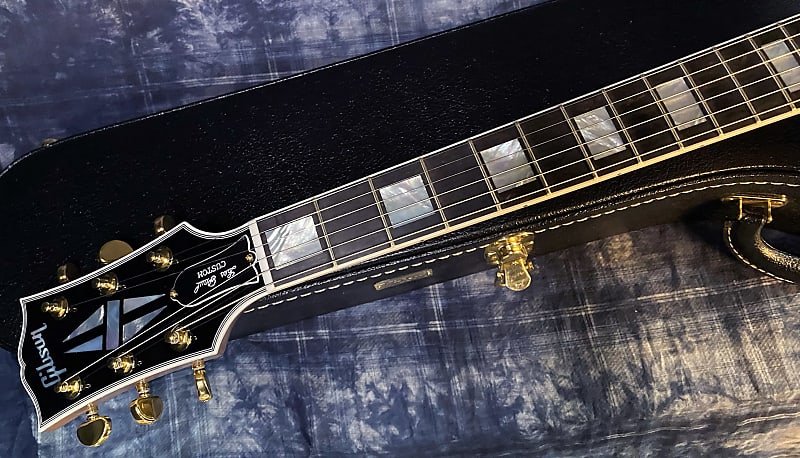 BRAND NEW! 2024 Gibson Dealer Select Custom Shop Les Paul Custom - Rose Gold Authorized Dealer - Only 9.4 lbs! - G03342