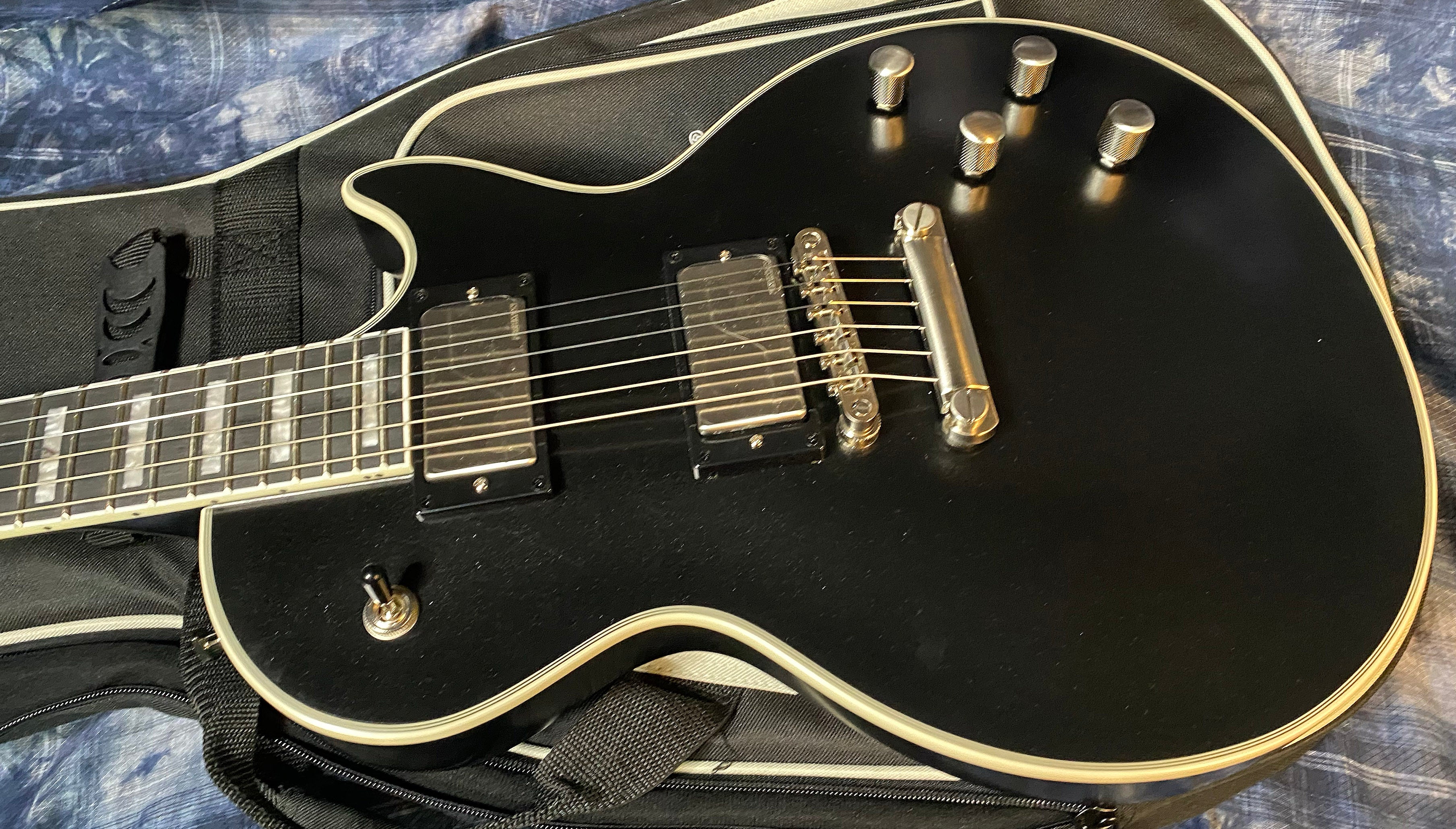 NEW ! 2024 Epiphone Les Paul Prophecy Electric Guitar - Aged Jet Black Metallic - Authorized Dealer - 8lbs - G03523