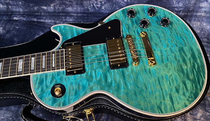 BRAND NEW! 2024 Gibson Dealer Select Custom Shop Les Paul Custom AAAAA Quilt - Aqua Blue - Authorized Dealer - WOW! Only 9.3 lbs - G03946