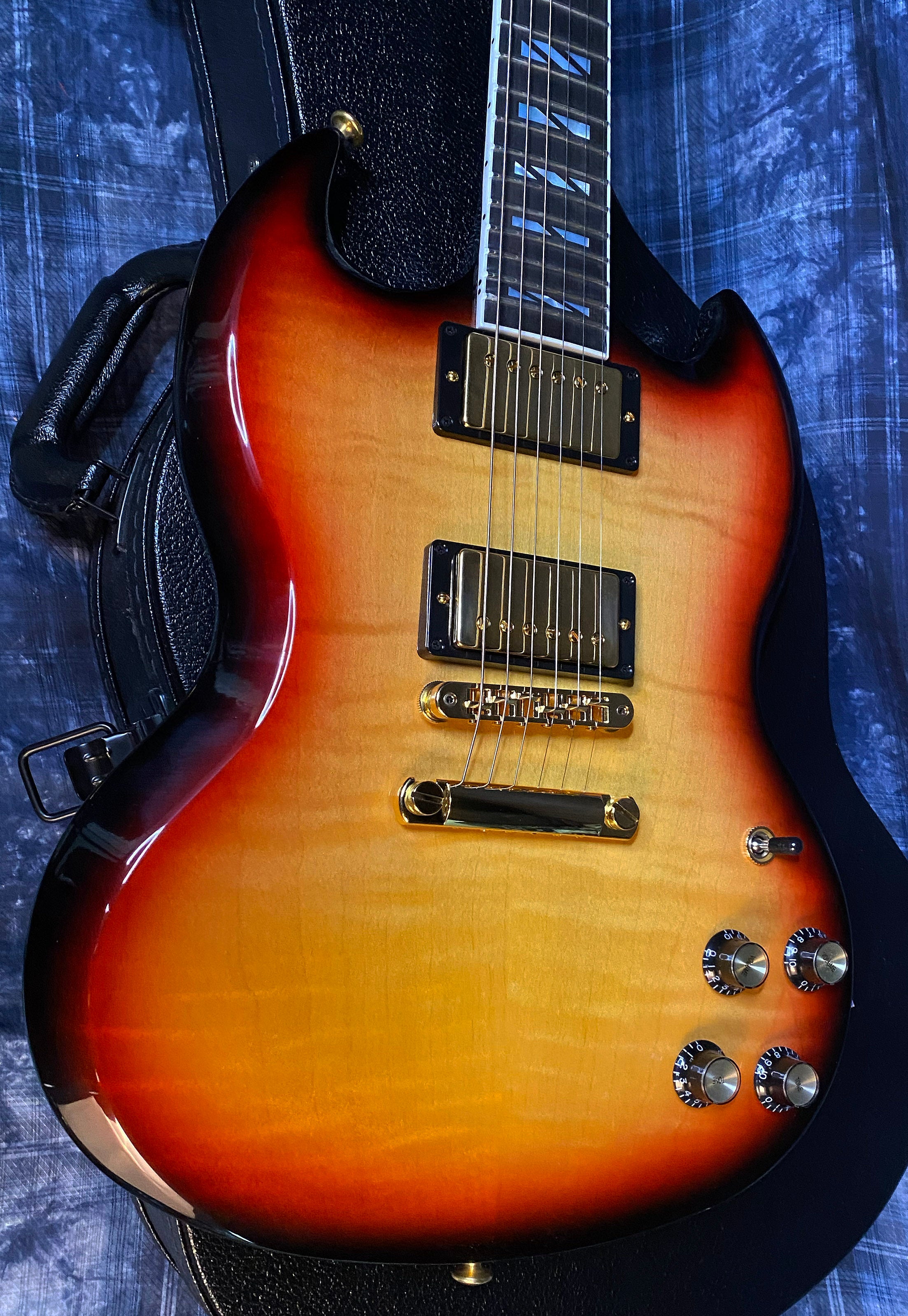 BRAND NEW ! 2024 Gibson SG Supreme - Fireburst - Wide Flame Top! Only 7.2 lbs - Authorized Dealer - G03766