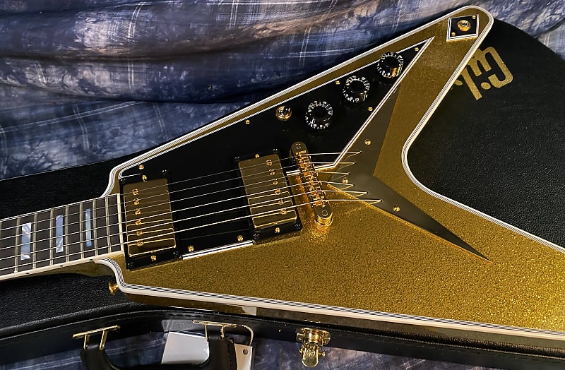 NEW! 2024 Gibson Custom Shop Flying V Custom - Gold Sparkle - Ebony Board - Authorized Dealer - Ultra RARE! Dealer Select - Only 7.1 lbs - G03875