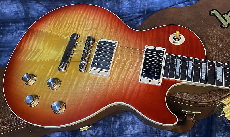 NEW ! 2024 Gibson Les Paul Standard '60s Faded - Vintage Cherry Sunburst - Authorized Dealer - 9.6lbs - G04188