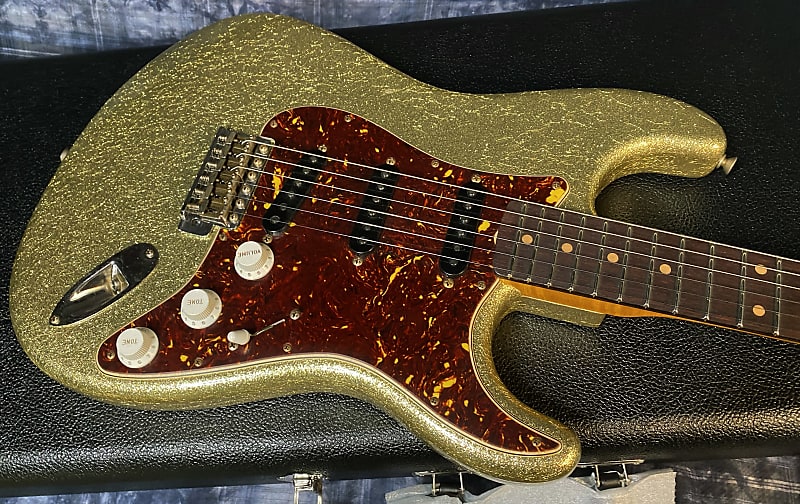 NEW ! 2024 Fender Custom Shop ' 62 Stratocaster Bizarre Guitar Exclusive Flamethrower - Journeyman Relic - Super Limited Edition - Gold Sparkle - AAA Flamed Maple Neck - Authorized Dealer - G03646