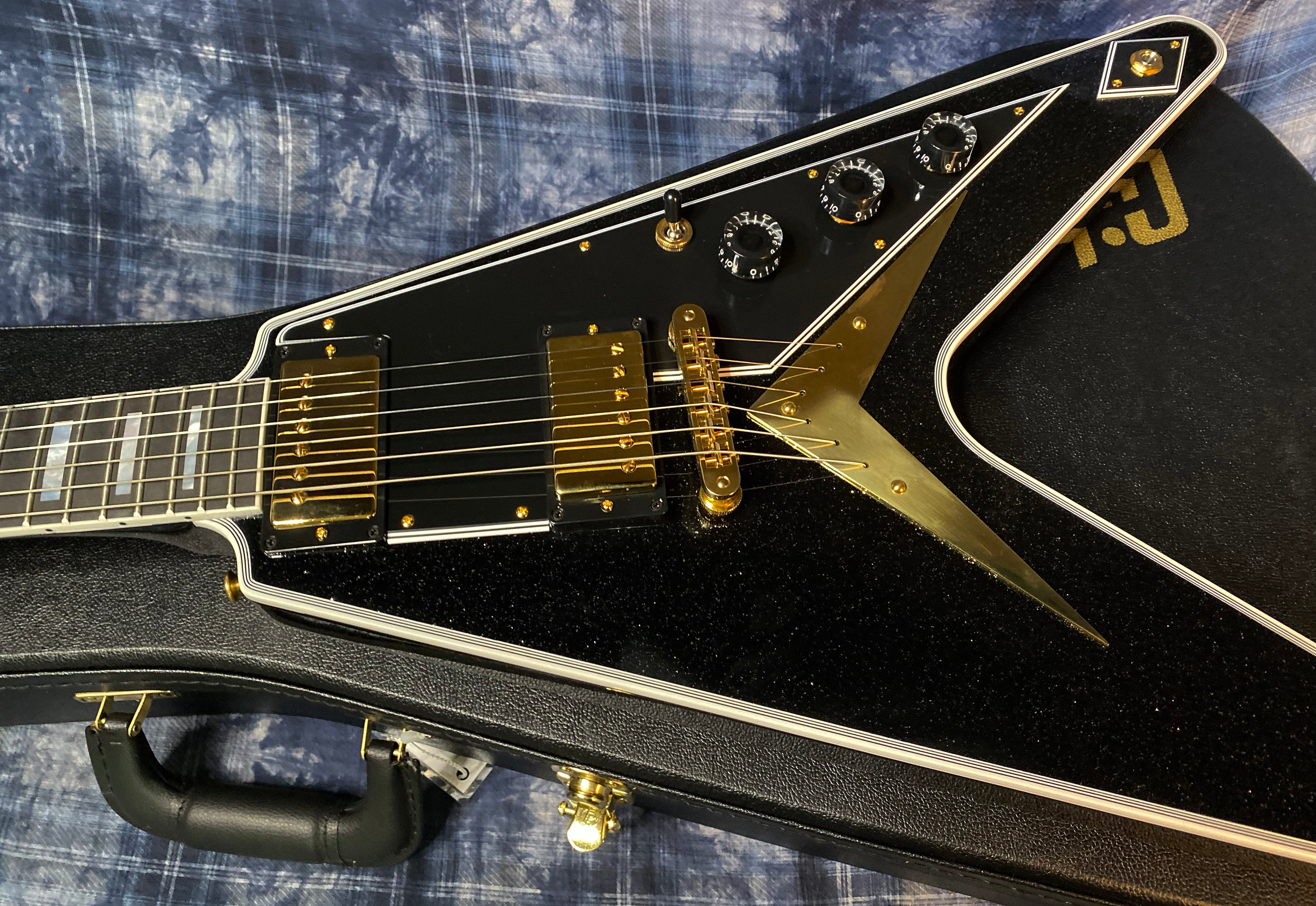 NEW! 2024 Gibson Custom Shop Flying V Custom - Ebony Sparkle - Ebony Board - Authorized Dealer - Ultra RARE! Dealer Select - Only 7.2 lbs - G04157