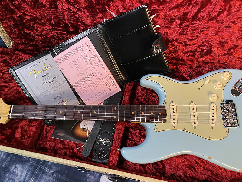 NEW ! 2024 Fender Custom Shop Late-1962 Stratocaster Relic Electric Guitar with Closet Classic Hardware - Aged Daphne Blue - 7.8lbs - Authorized Dealer - G04096