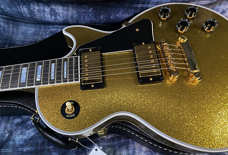 NEW! 2024 Gibson Dealer Select Custom Ordered Custom Shop Les Paul Custom - Large Flake Gold Sparkle - Authorized Dealer - 10 lbs - G03862