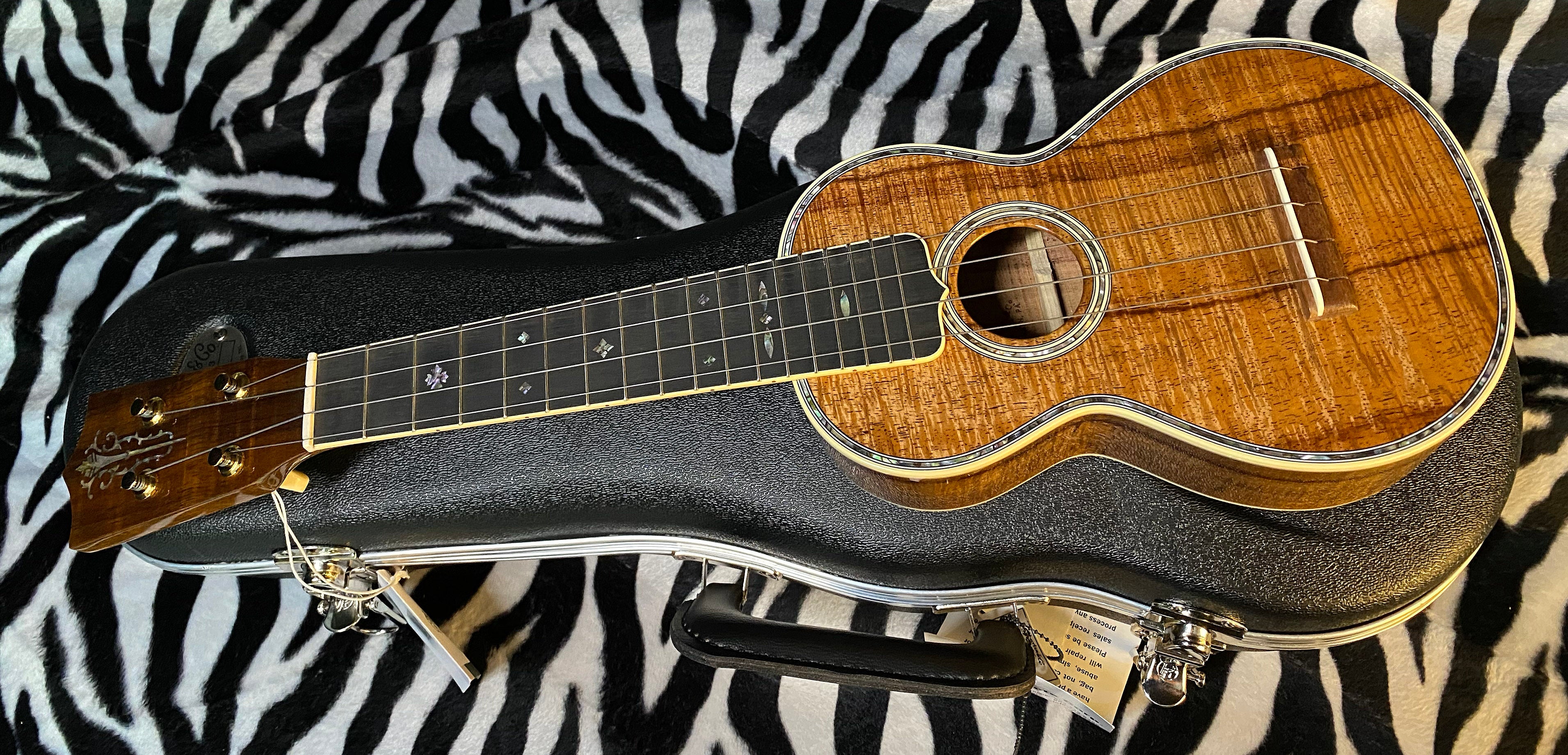 NEW ! 2024 Martin 5K Ukulele - AAA Flamed Koa - Abalone Inlays - Ebony Fretboard - Authorized Dealer - Super RARE - In-Stock! G02516